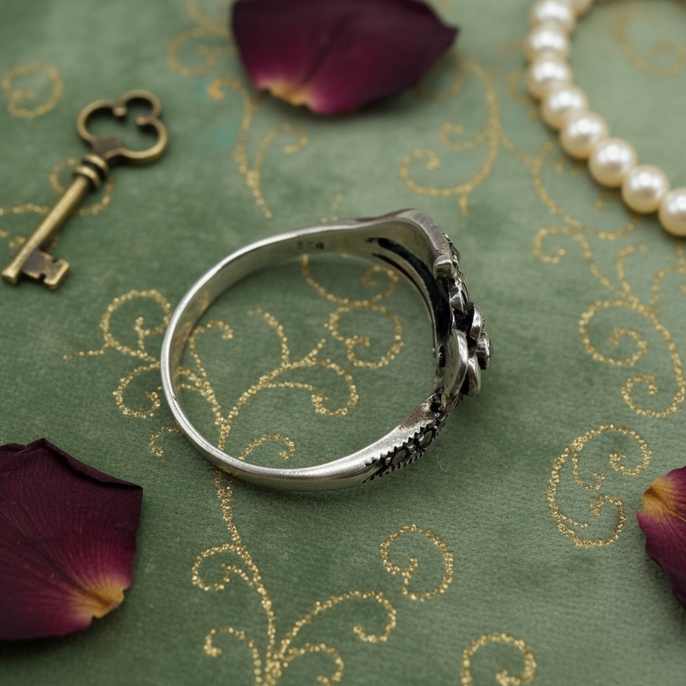 Floral Sterling Silver — Women’s Sterling-Style Bloom Ring - Picture 5 of 6